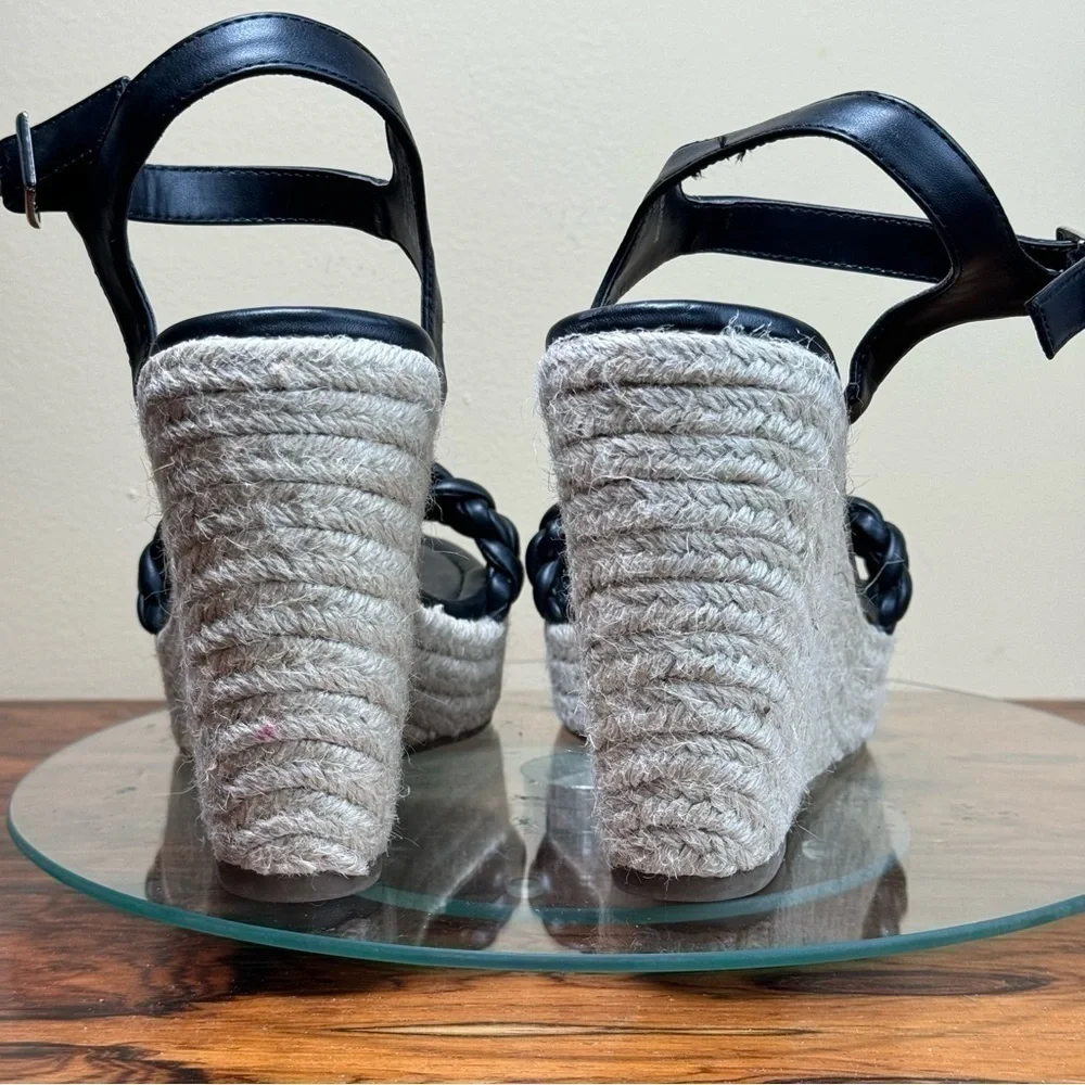 bp nwot shoes